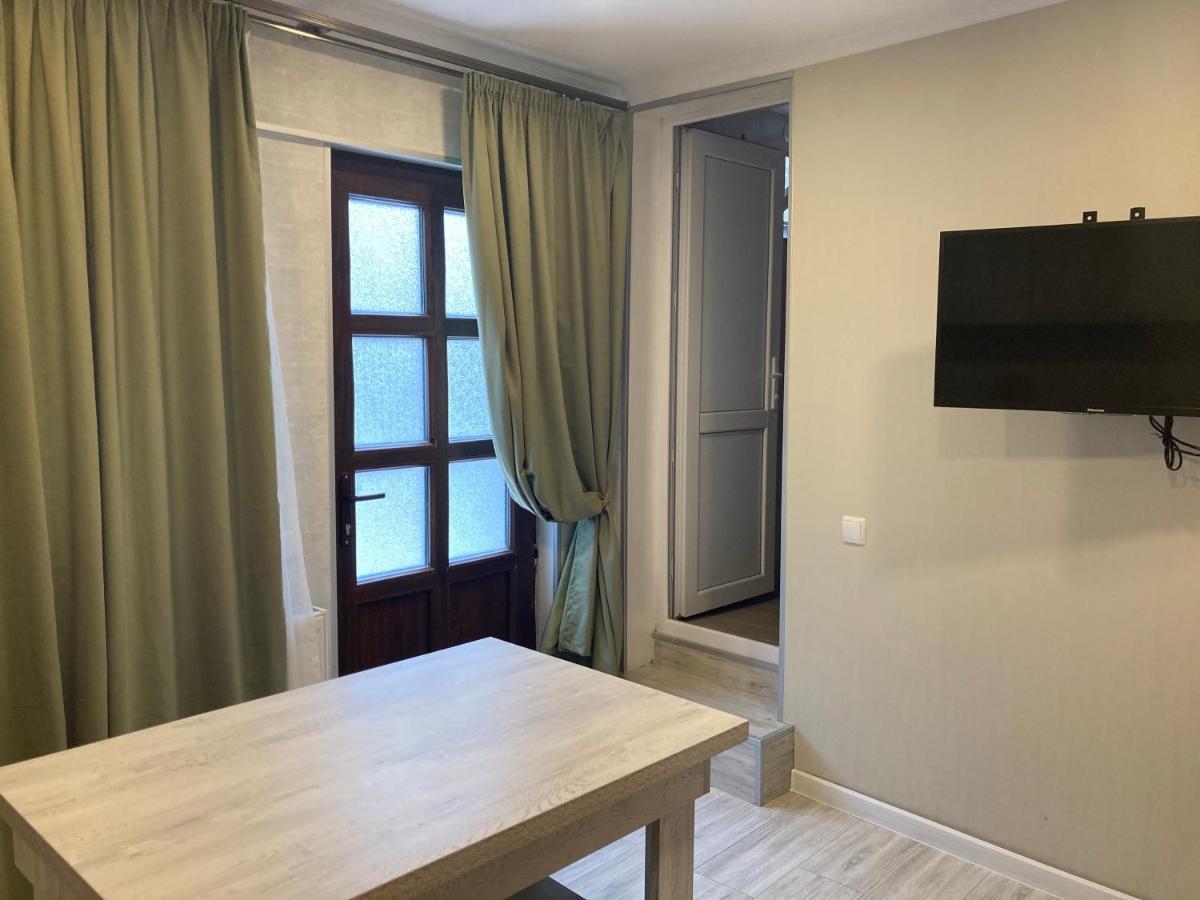 Nikas Guest House 博尔若米 外观 照片