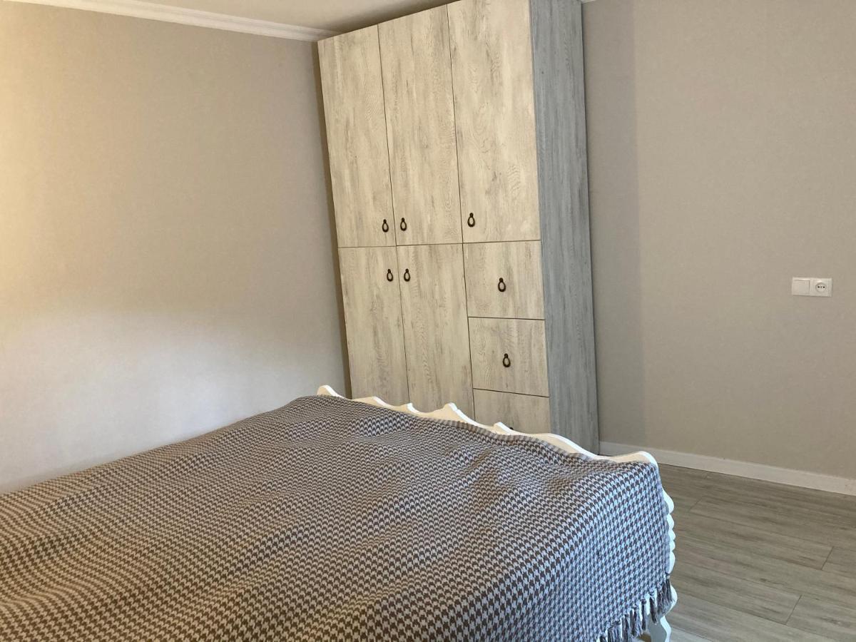 Nikas Guest House 博尔若米 外观 照片