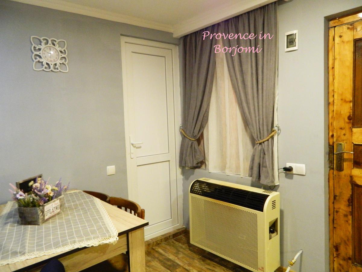 Nikas Guest House 博尔若米 外观 照片